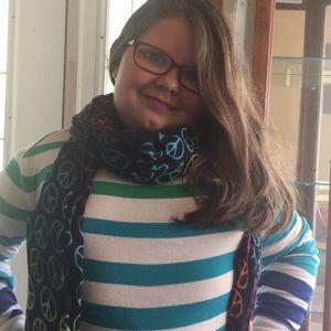 A piece sign scarf